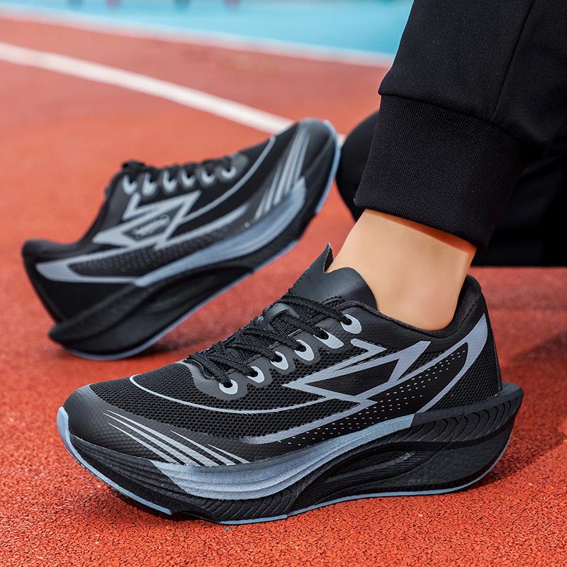 

Carbon plate racing shoes summer breathable shock absorption men s shoes women s shoes students 36 чорний