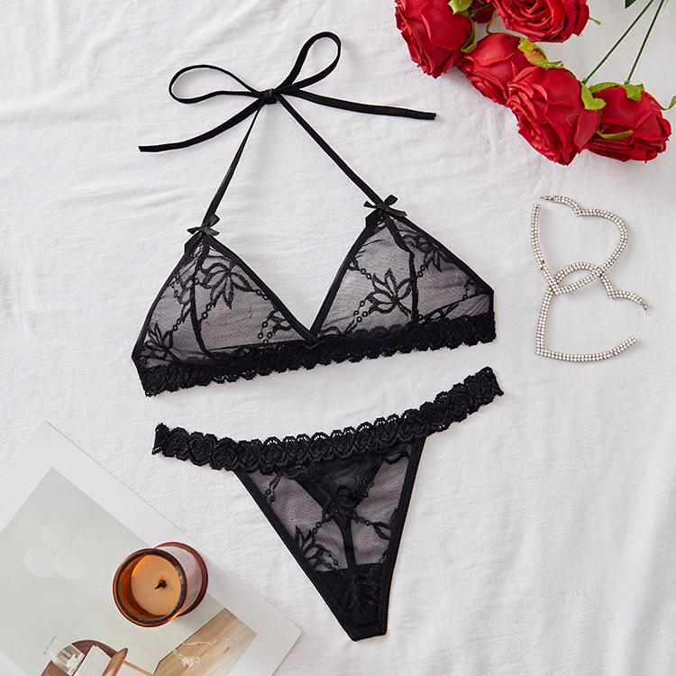 European & American Bare Buttocks Backless Lace See-Through Sexy Lingerie Set 8811C.