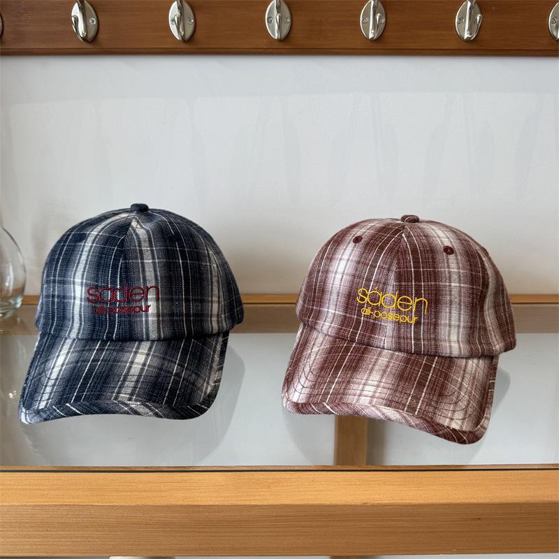 Retro embroidery plaid big head circumference baseball cap female spring and autumn sunshade casual face small peaked cap male tide