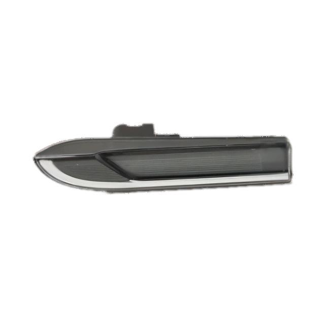 97063104401 fits Panamera turn signals (2009-2016).