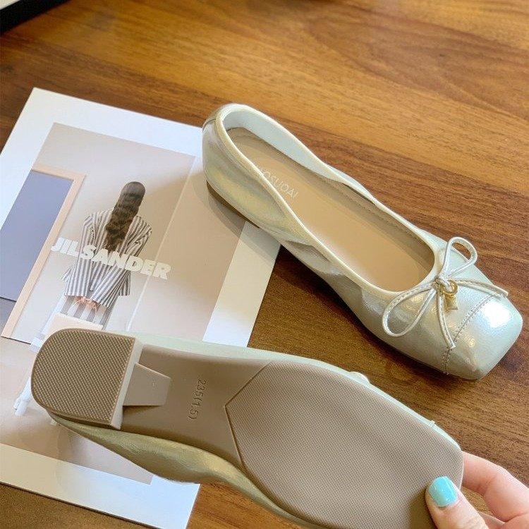 2025 autumn French flat-soled single shoes women's new soft-soled bow one-pedal Mary Jane shoes shallow-mouth grandma shoes