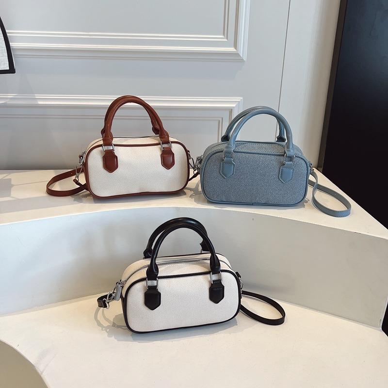 Bags Women's Retro Fashion Shoulder Bag Premium Sense Niche Portable Crossbody Pillow Bag