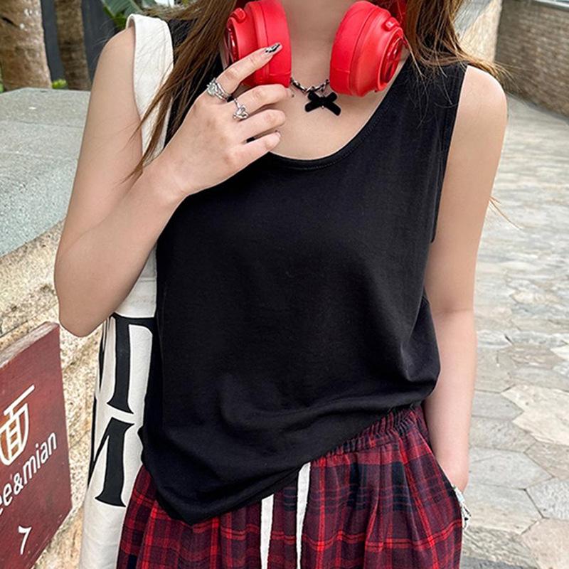 

Women s Loose Fit Sleeveless Camisole - Perfect Layering Top for Spring and Summer S (suitable for below 95 jin) чорний