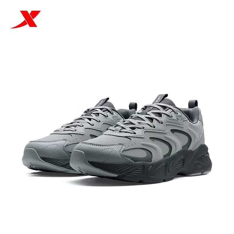 XTEP Men s Thick-Soled Water-Resistant Casual Shoes 45
