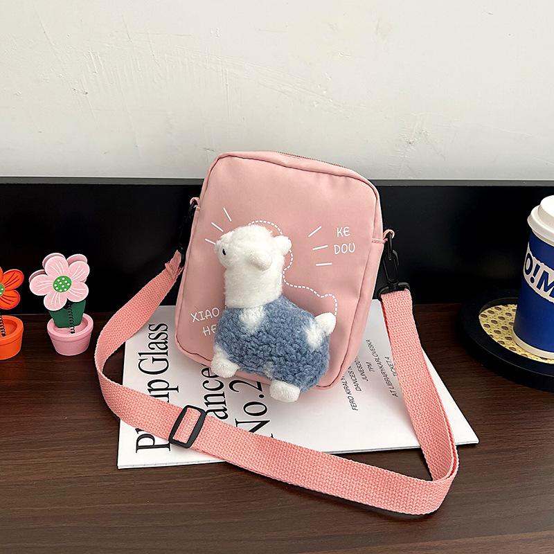 

Нейлоновая маленькая сумка 2025 весна новая маленькая квадратная сумка персонализированная альпака плечевая сумка мессенджер розовый