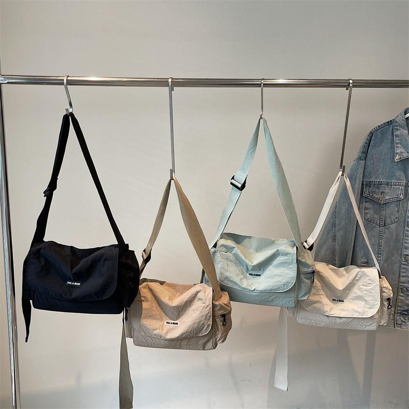 Large Capacity Lightweight Student Shoulder Bag Women Solid Color Crossbody Bag
