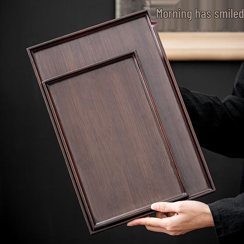 Rechteckiges Bambus-Serviertablett mit Griffen