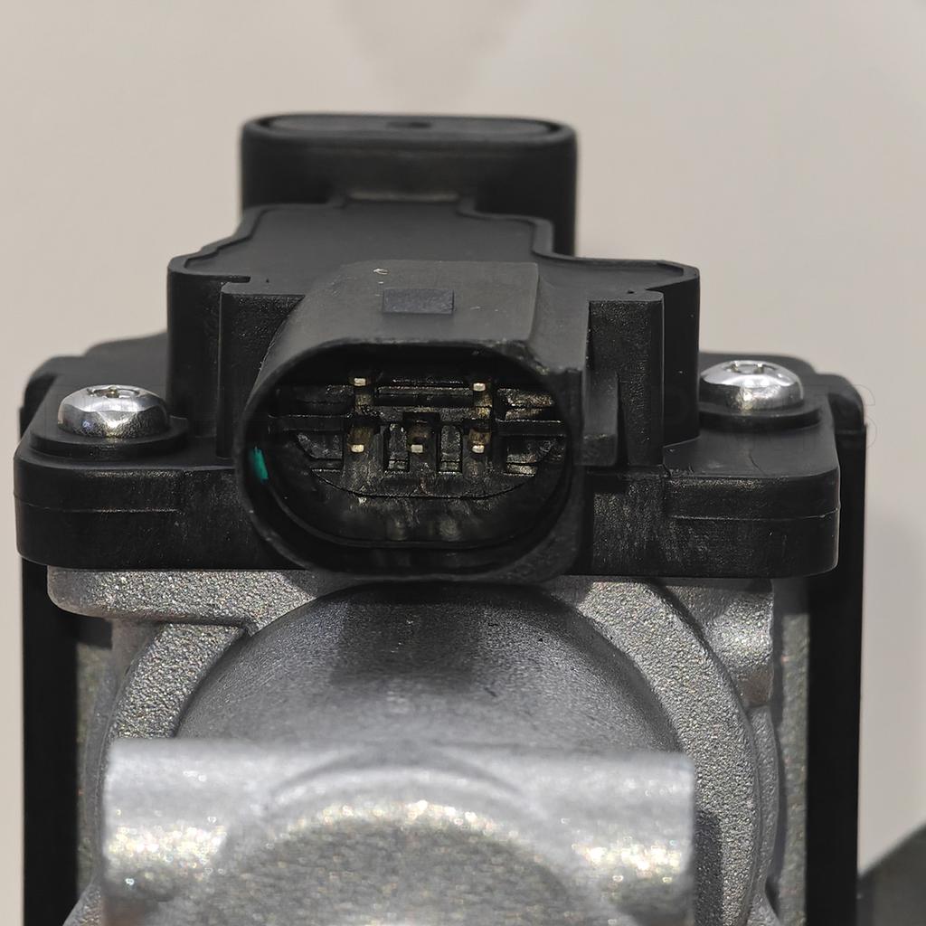 OEM 6711400460 Exhaust Gas Recirculation Valve For SsangYong 2.0 2.2 XDi e-XDi AGR EGR Valve A6711400460 Car Accessories