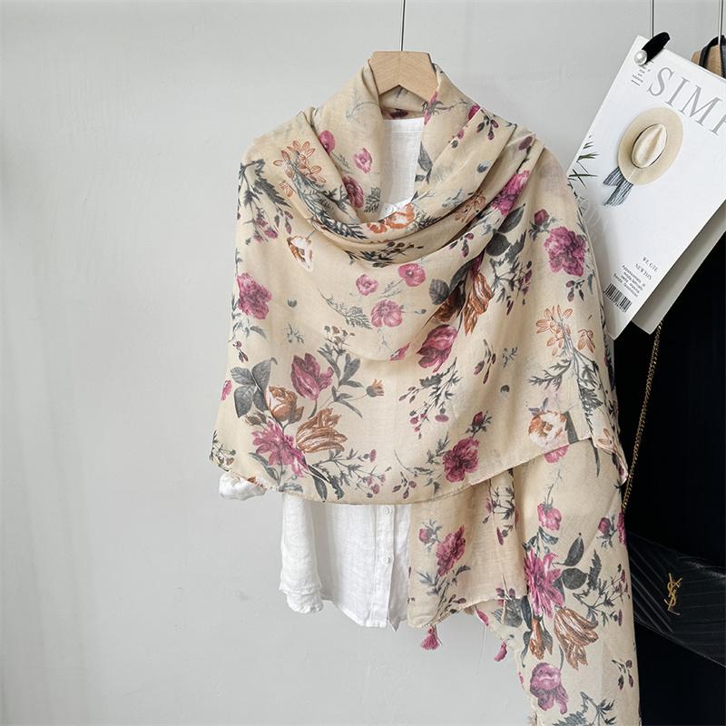 Winter Bohemina Ethnic Floral Viscose Shawl Wrap Lady Thin Scarves Fashion Tassel Pashmina High Quality Foulard Hijab Sjaal