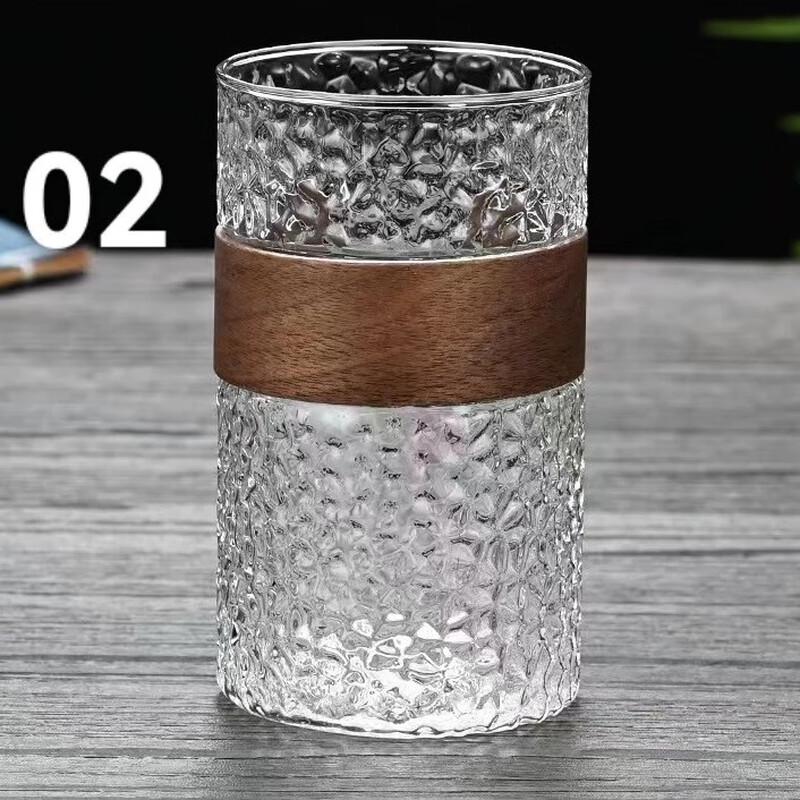 Полосатая однослойная стеклянная чашка