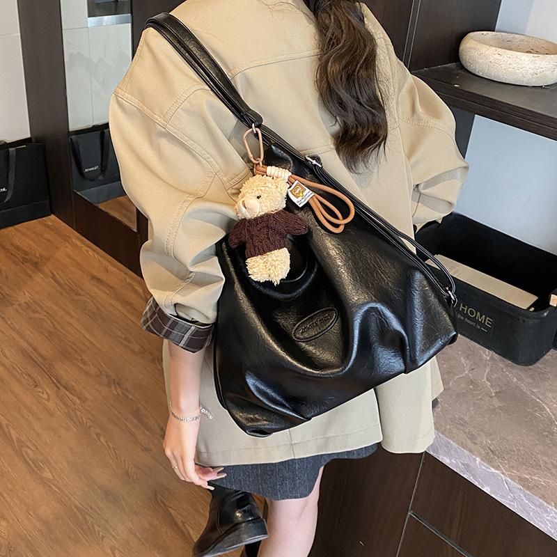 Retro Commuter Tote Bag Women's Large Capacity 2025 New Autumn and Winter Casual Shoulder Messenger Bag Multi-functional Backpack