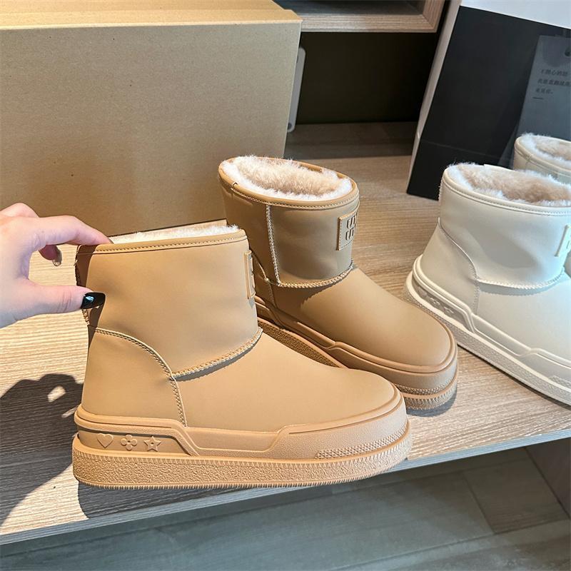 Thick-soled non-slip rubber outsole snow boots women's winter 2025 new leather versatile velvet thermal short boots