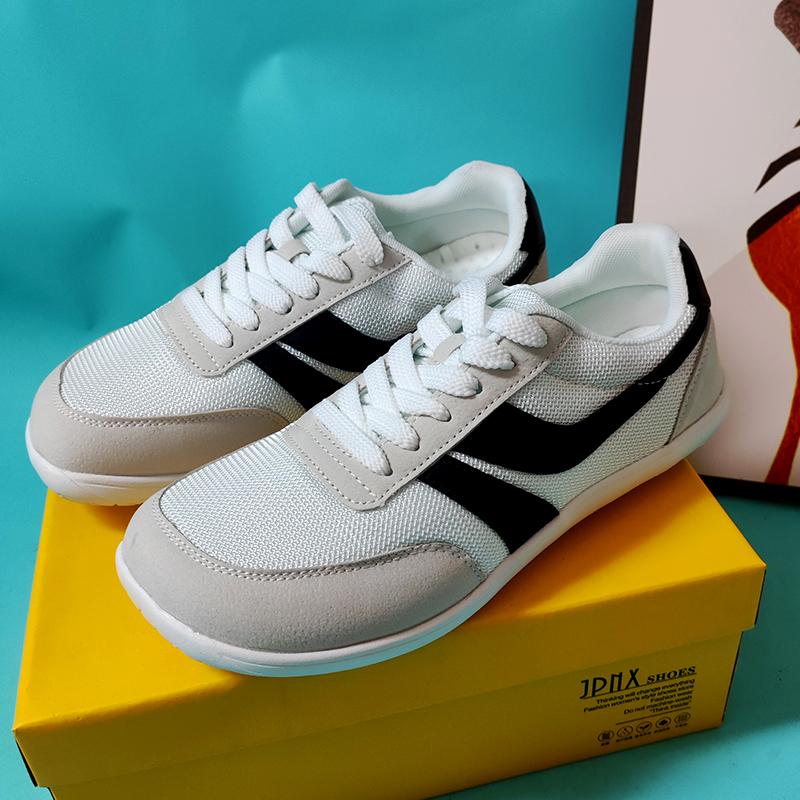 Men's and women's wide toe sports shoes, mesh breathable walking shoes skateboards high-quality classic striped casual shoes