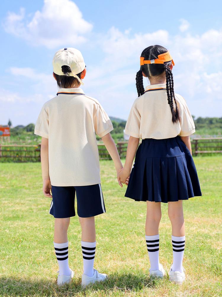 Frühlings- und Herbst-Kindergarten- und Grundschul-Sportuniform-Set