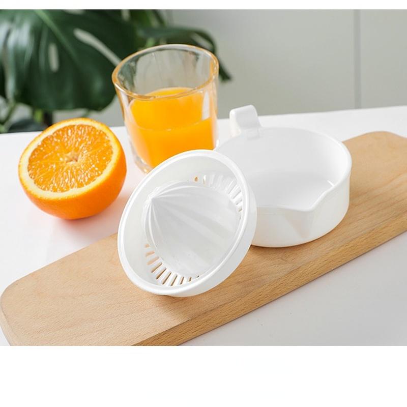 Nové kuchyňské příslušenství Ruční plastový nástroj na ovoce Odšťavňovač pomeranče Citron Odšťavňovač Přenosný odšťavňovač citrusů