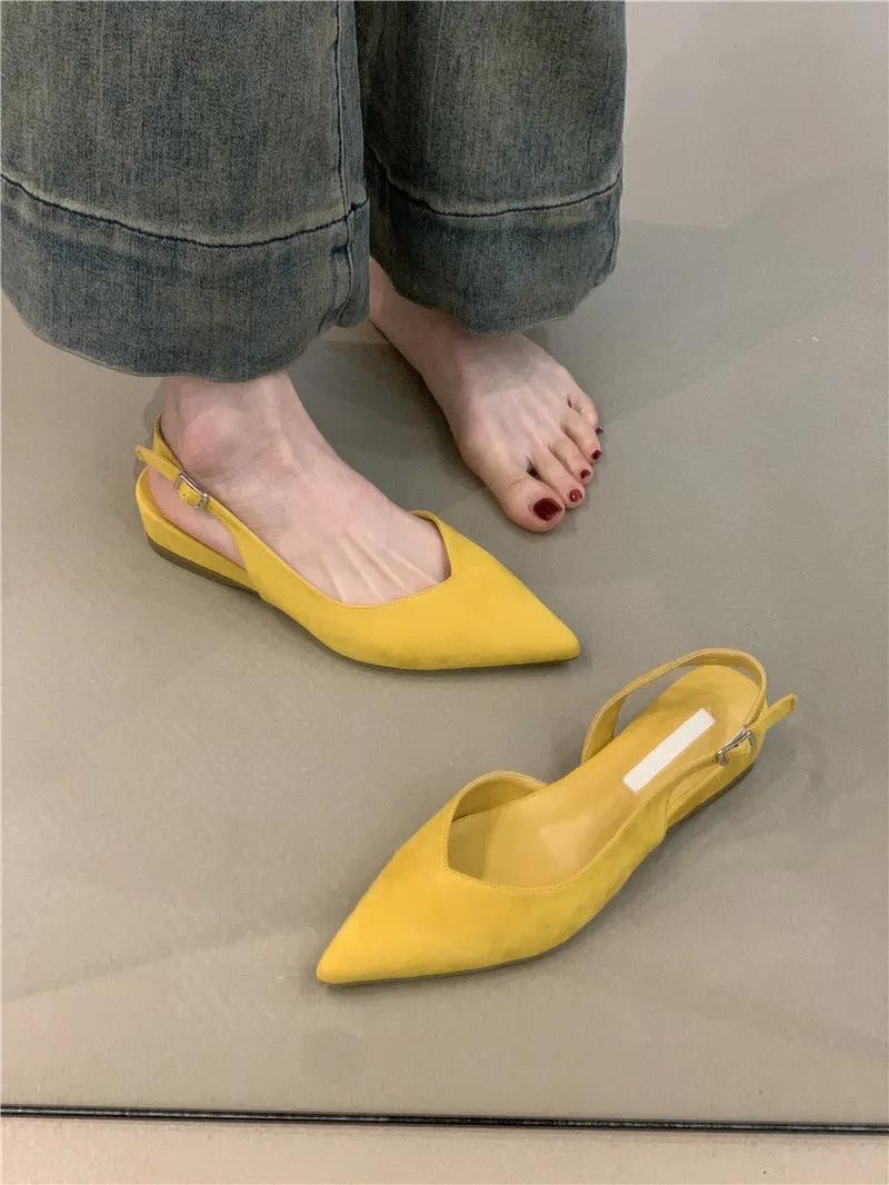 

Корейские Баотоу прохладные одинарные туфли женские дофаминовый стиль простые остроносые универсальные туфли с юбками летом 40 жёлтый