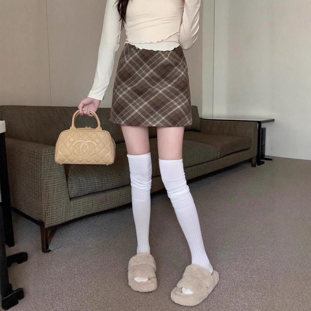 Women's High-Waist A-Line Plaid Mini Skirt with Safety Pants - Autumn/Winter Slimming Woolen Hip-Hugging Skirt