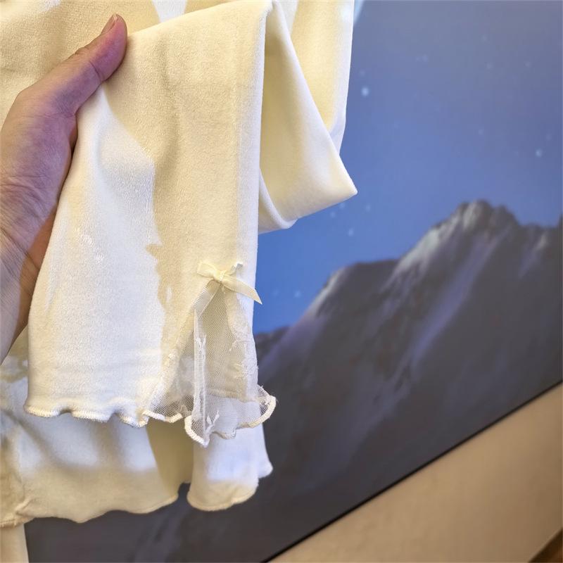 Damen Trendiger Herbst/Winter Pyjama mit Brustpolstern - Gemütliche, elegante und stilvolle Fleece-Homewear