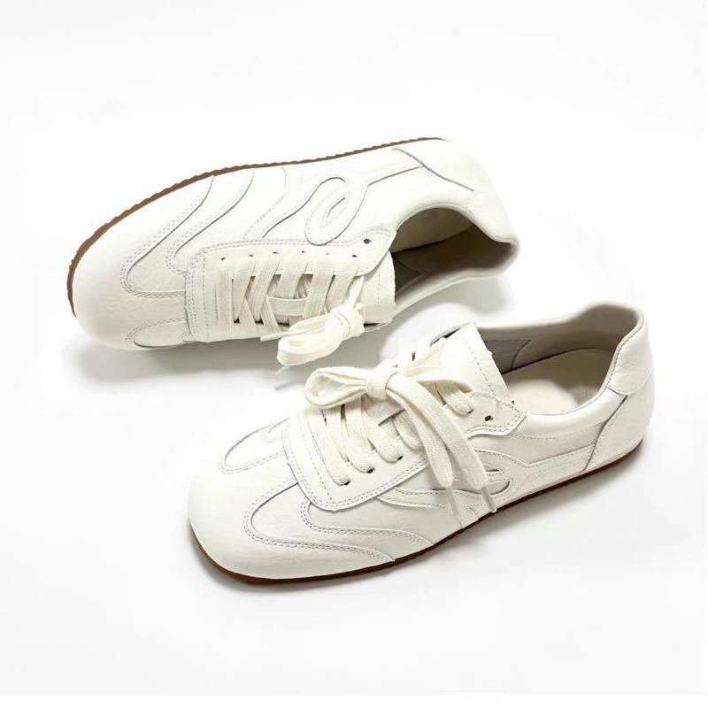 Retro Casual Flat Shoes for Women, New Fashionable and Versatile Soft-soled Sports Shoes