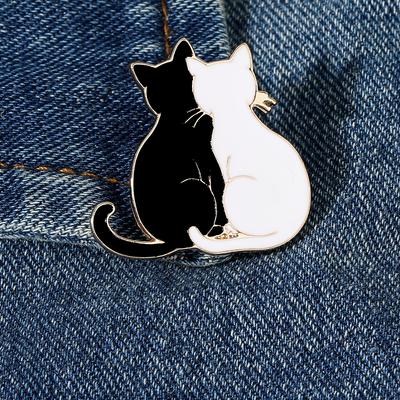 Romantic Black And White Cats Couple Back Enamel Brooches Pet Kitten Lovers Golden Lapel Pins