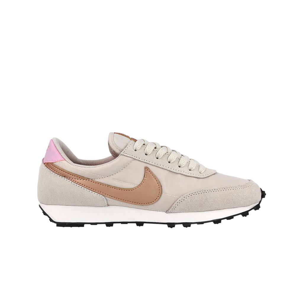 (w) Nike Daybreak Rtl Metallic Red Bronze