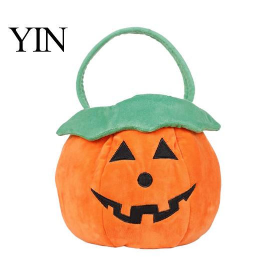 Goodie Bag Halloween Pumpkin Plush Tote Bucket, Cute Trick-or-Treat Bag, Soft Fabric Pouch Candy Basket with Handle for Kids Girls Boys Party Favors