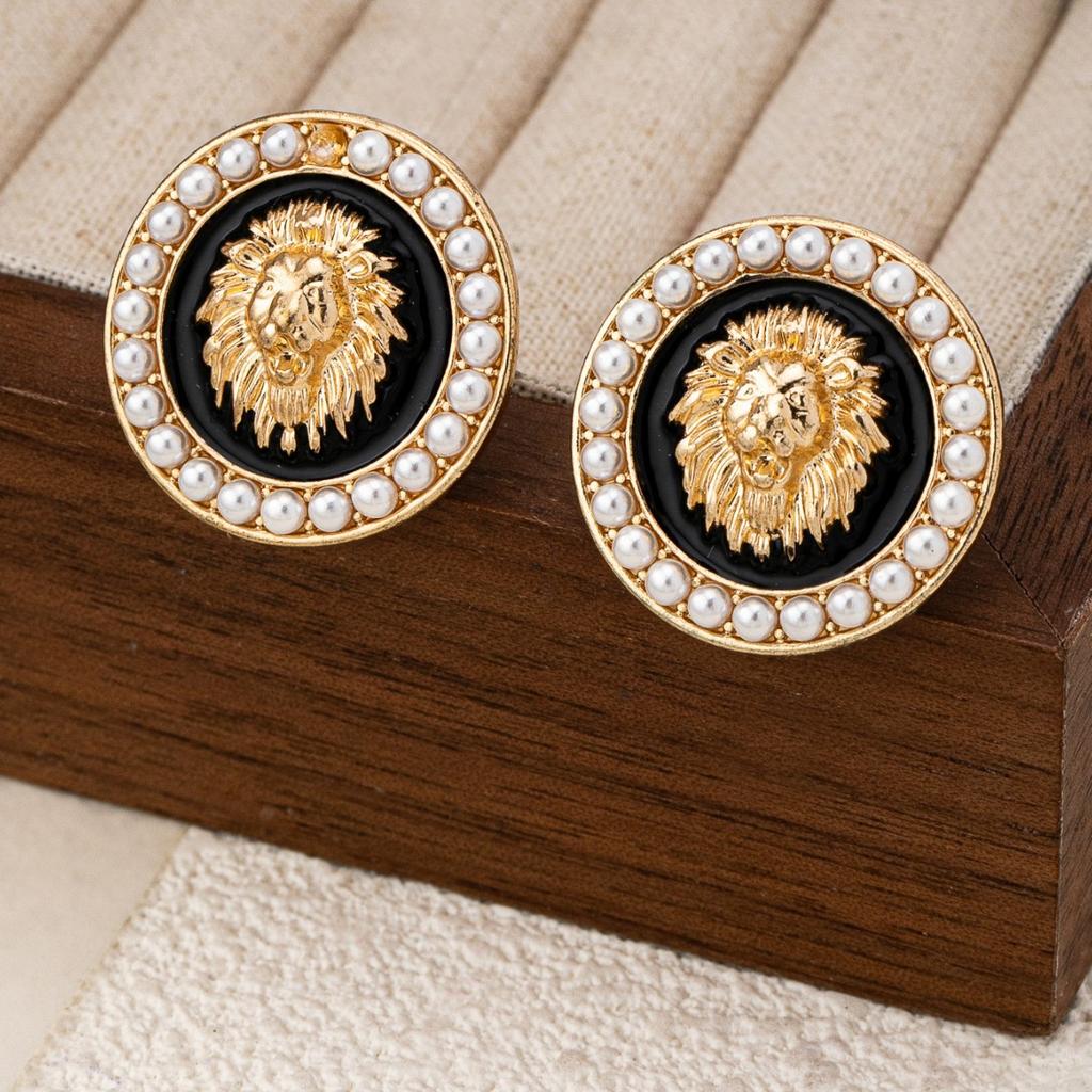 New lion head exaggerated point drill oil drop earrings wholesale trend earrings home
