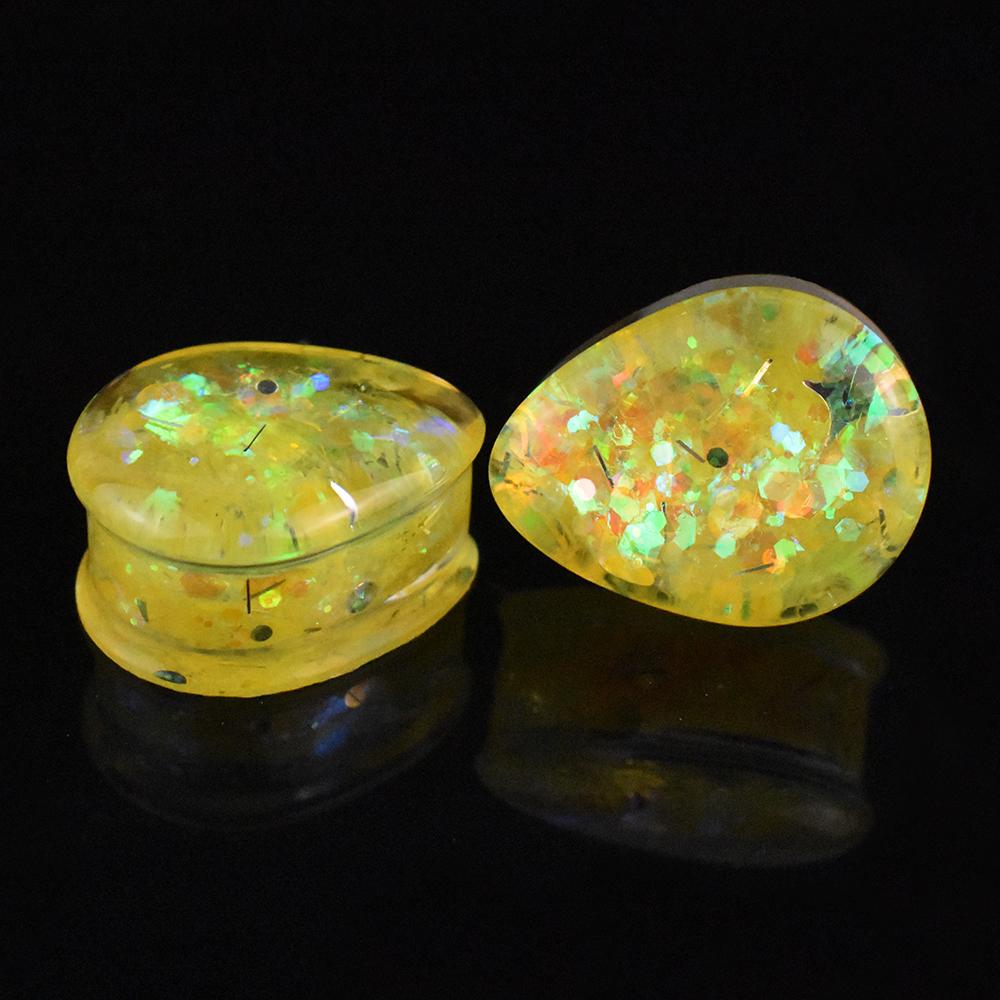 Une paire d'écarteurs d'oreille acryliques brillants en forme de larme de 8 à 50 mm, plugs tunnels, dilateurs d'oreille, bijoux de piercing corporel