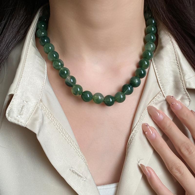 Colorful Elegant Bead Collarbone Chain Vintage Round Acrylic Bead Choker Delicate Neck Accessory for Prom Wear