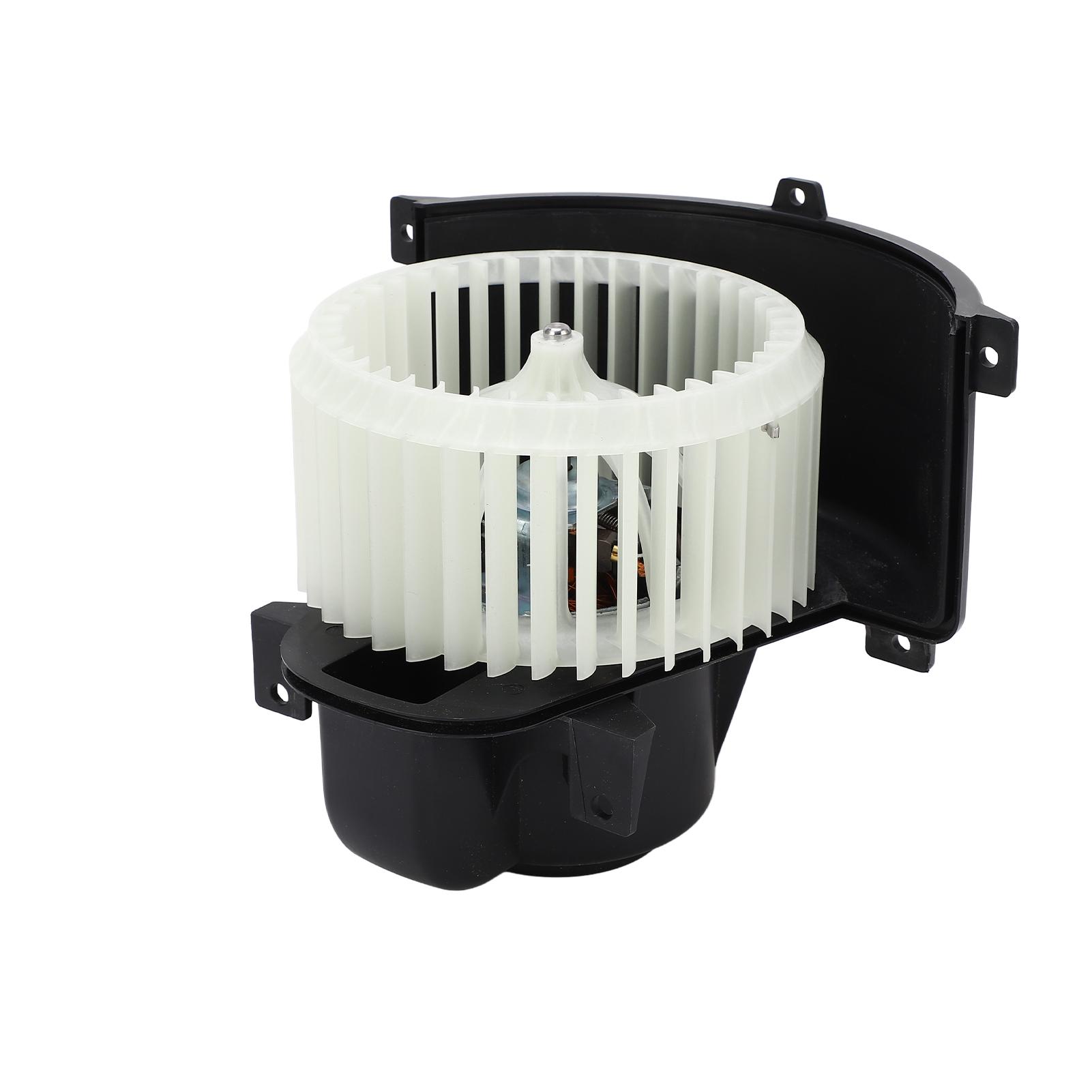 

7L0820021Q Мотор вентилятора отопителя автомобиля для Q7 Cayenne чёрный