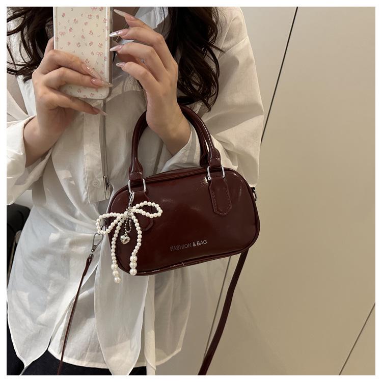 2025 Pearl Bow Trendy Crossbody & Shoulder Handbag