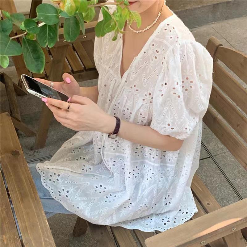 2025 Summer Women's White Puff-Sleeve Lace Blouse – Versatile Short-Sleeve Hollow-Out Design