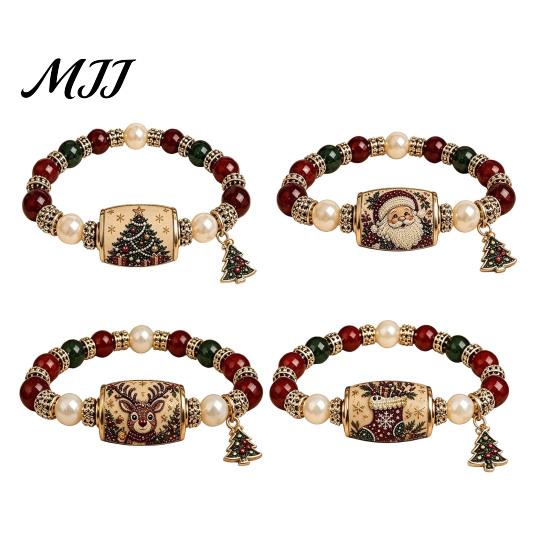 Stackable Charm Jewelry Christmas Beaded Stretch Bracelets, Faux Pearl Beads Fashion Holiday Accessory Santa Claus/Tree/Elk/Stocking Bracelet,