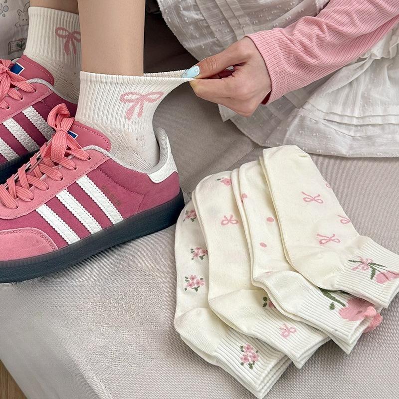 Female Spring and Summer Versatile Cartoon Cute College Style Bow Student Tube Cotton Socks