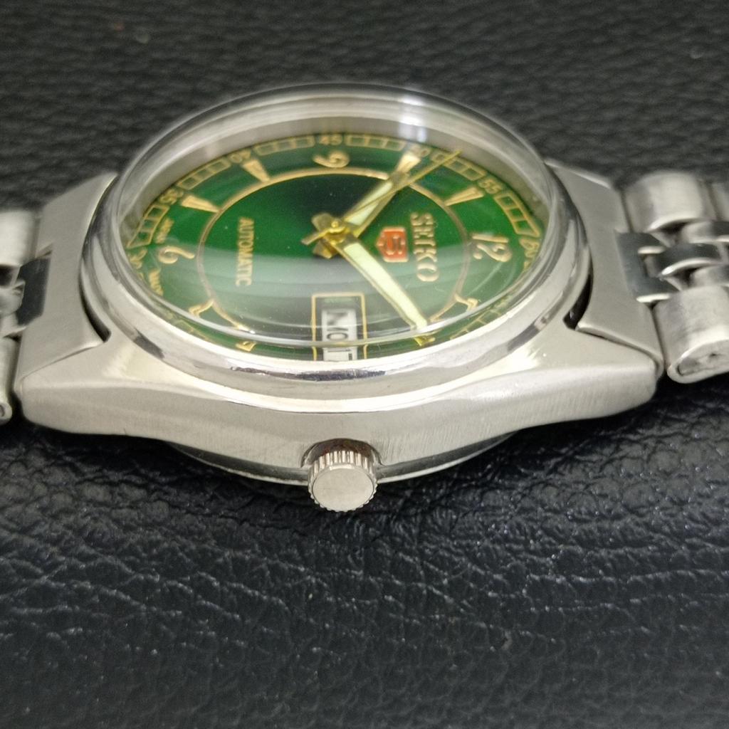 GENUINE VINTAGE SEIKO 5 AUTOMATIC JAPAN MENS GREEN COLOR DIAL WATCH A500810-5 R154-a500810