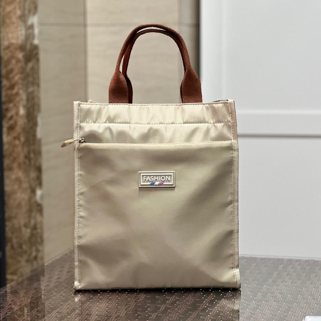 New large contrasting color portable lunch box bag, student carry bento bag at work, make-up bag, file bag, hand carry mommy