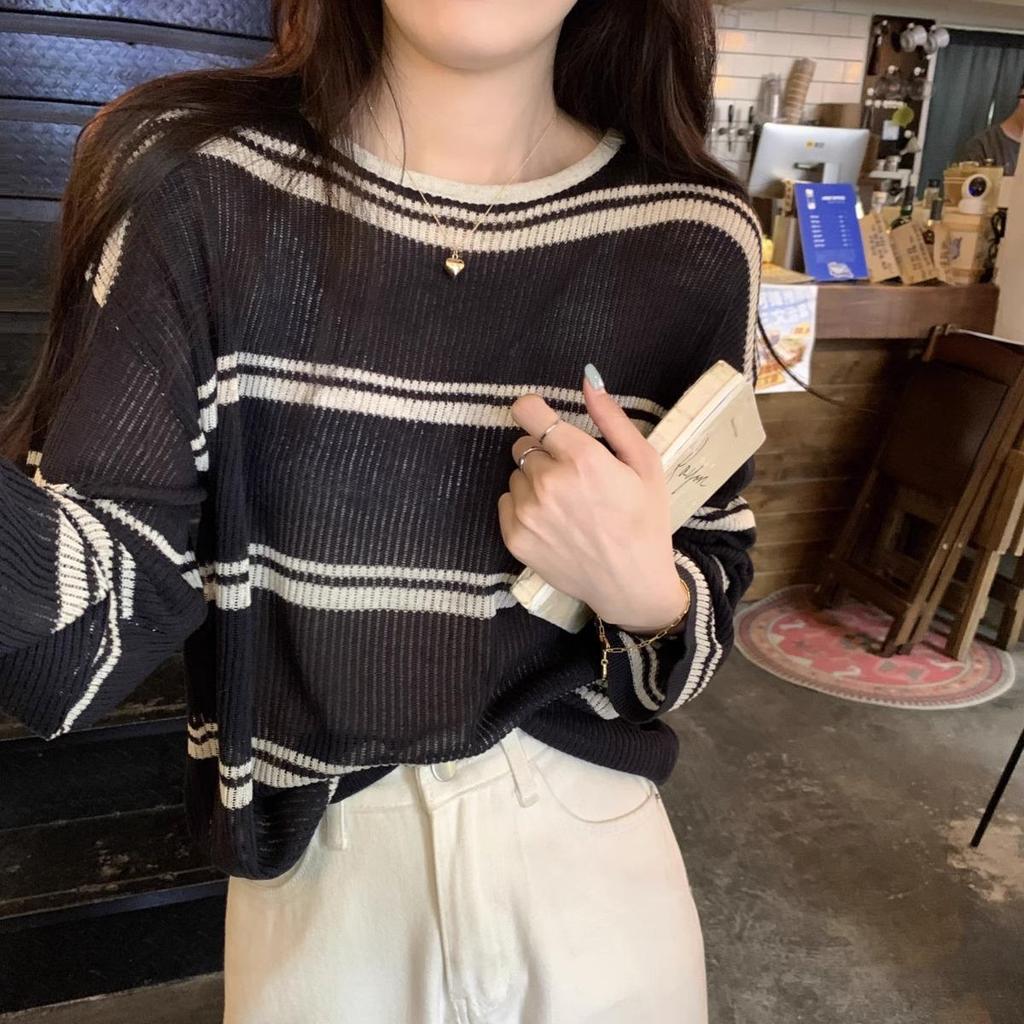 Koreanischer gestreifter Farbblock-Strick Langarm Damen Sommer-Überwurf: Lockeres, Schlankmachendes, Sonnenschützendes Hemd