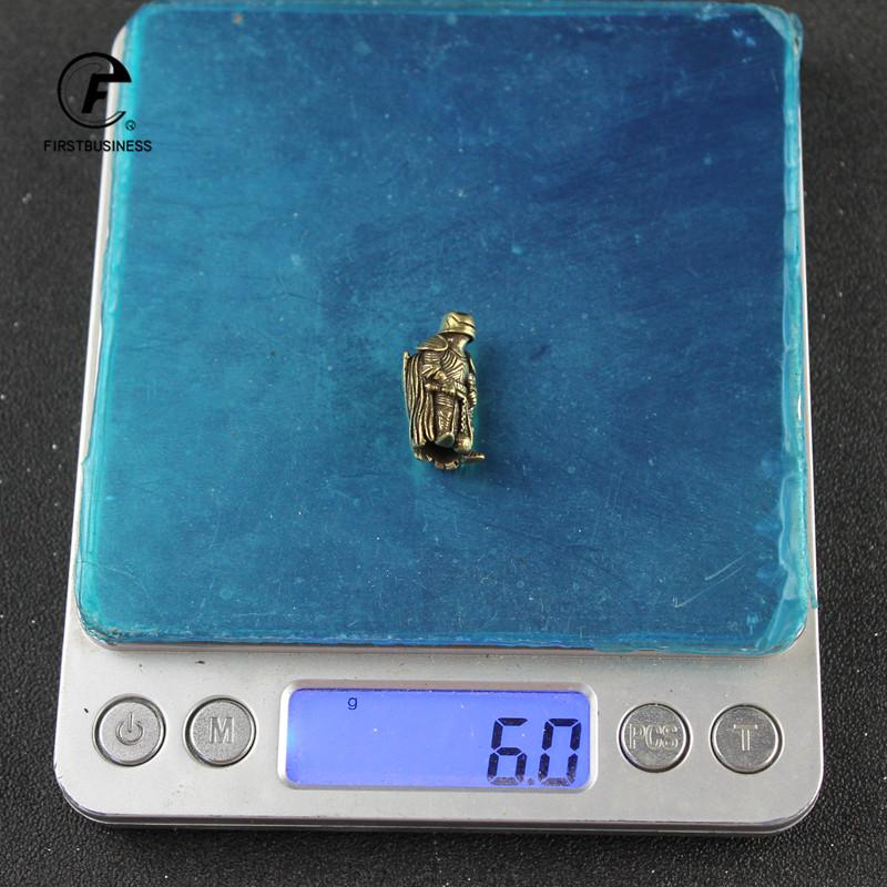 Copper Ancient Empire Warrior Knife Bead Keychain Pendants Vintage Brass Umbrella Rope DIY Hanging Accessories Paracord Jewelry