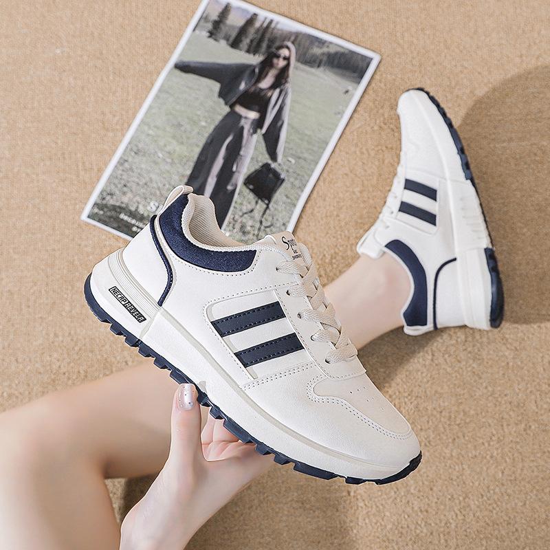 2025 new autumn fashion running sports shoes outdoor versatile casual shoes female students soft-soled travel Forrest Gump shoes