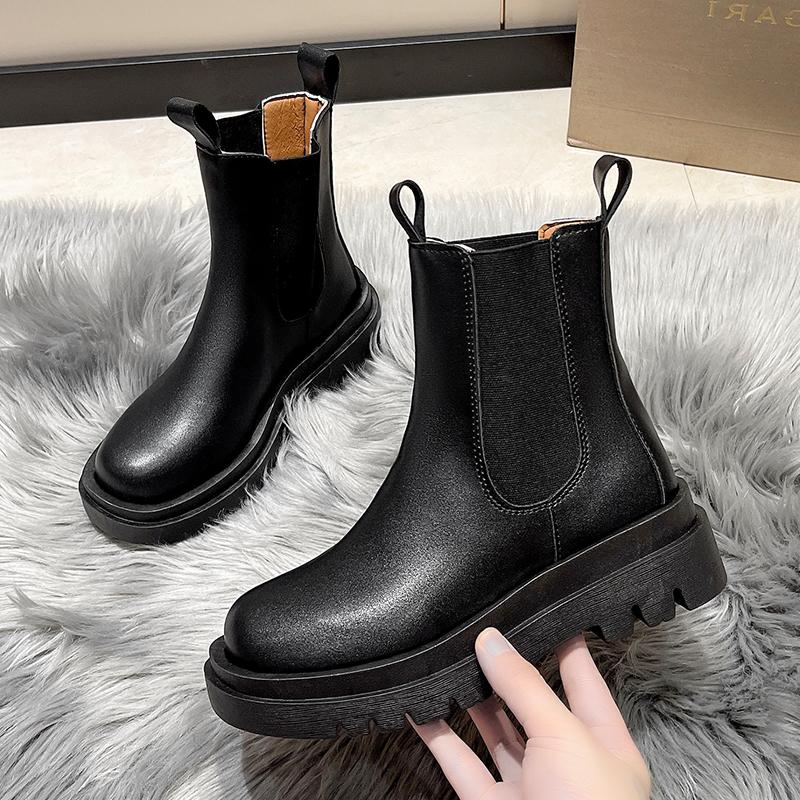 New Women Walking Designer Casual Outdoor Square Heel Boots Women Slip on Retro Platform Motorcycle Boots Shoes for Women