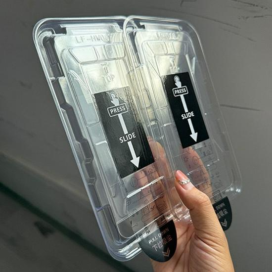 Randloser Staubentfernungsbehälter für Apple 17 Promax - Hochauflösende transparente gehärtete Folie