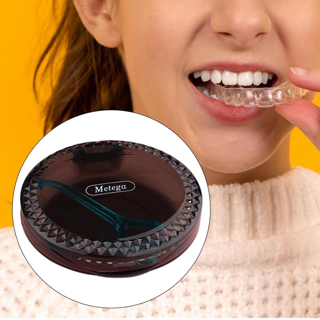 Portable Retainer Box, Mouth Guard Storage with Floss easy to hook Carry Mouthguard Container