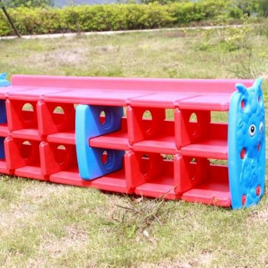 Depozitare pantofi copii din plastic: Raft Thomas pentru Grădiniță, Centre Părinte-Copil & Organizarea Jucăriilor