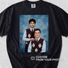 Individuelles peinliches 90er Jahre Schulfoto T-Shirt, Personalisiertes Retro Jahrbuch Porträt Tee, Lustiges Geschenk T-Shirt für Freunde, Paare, Familie