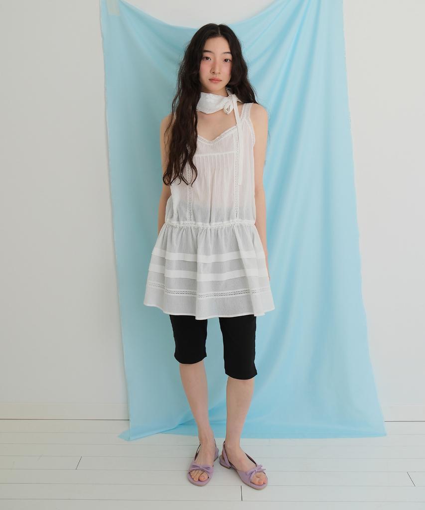 Moui Dia Capri Pants (Black)