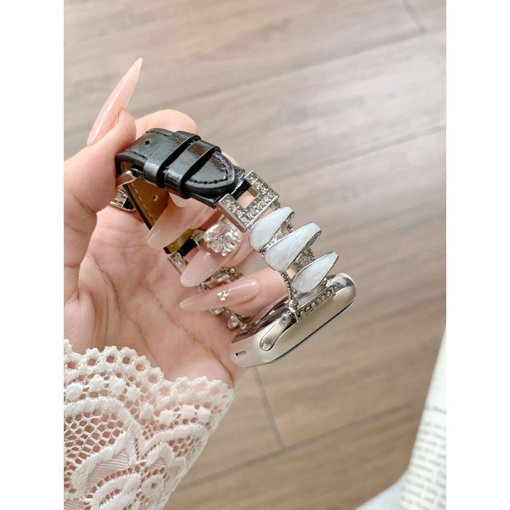 Women Metal Leather Watch Band for Apple Watch Series Ultra 11/10/9/8/7 SE Splice Leather Strap for 38 40/41/42/44/45/46/49mm Replacement Bracelet