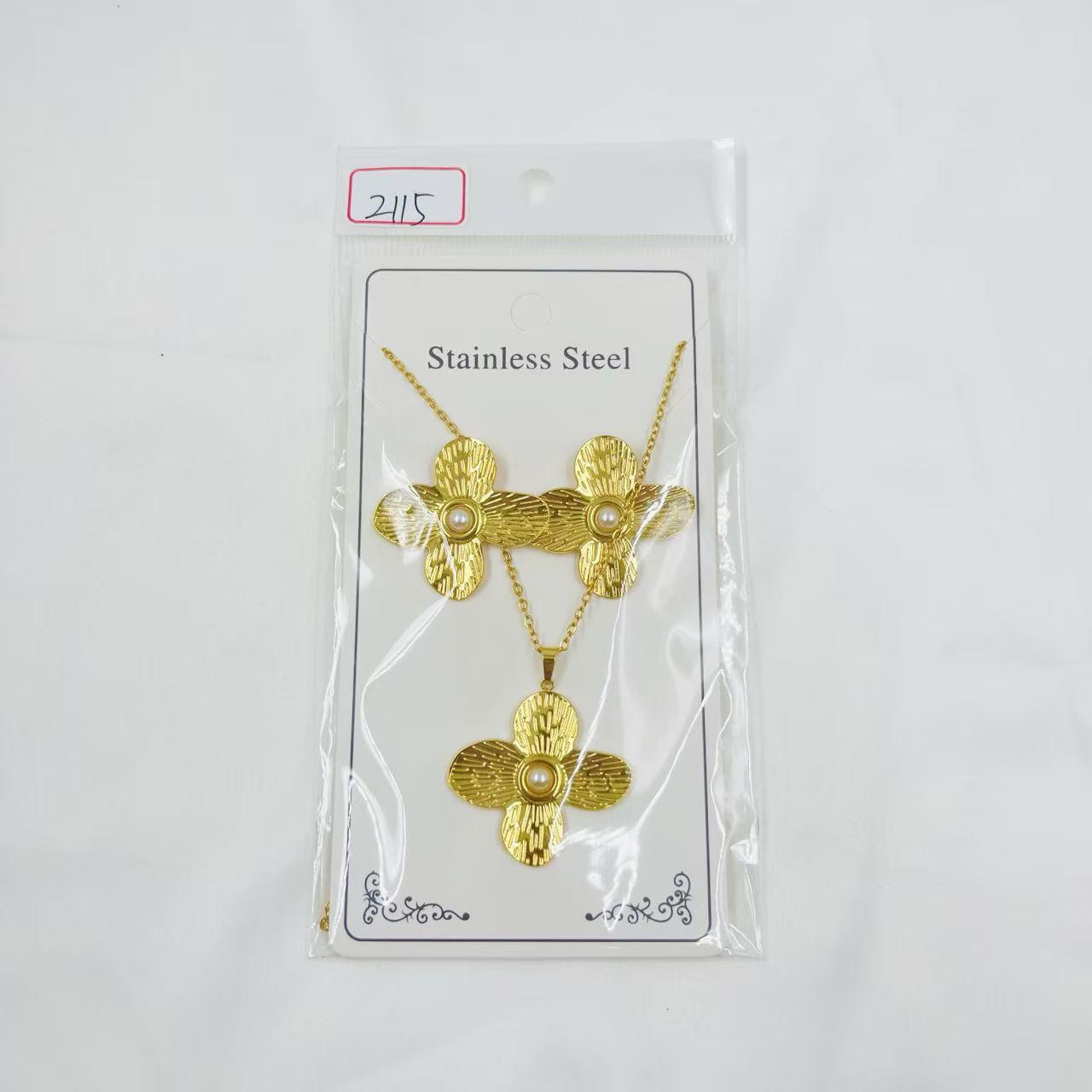 18k Gold Ocean Shell Stainless Steel Earring & Necklace Set