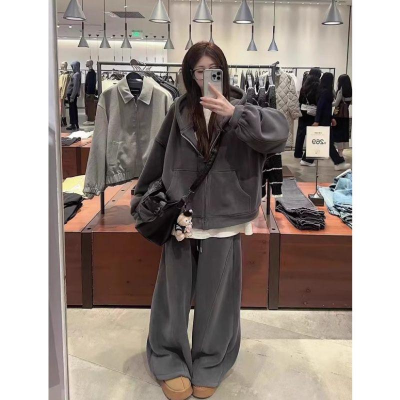 

Женский утолщенный хлопковый спортивный костюм на флисовой подкладке: Осень/Зима Свободное худи и брюки широкого кроя S (80-105 Jin)