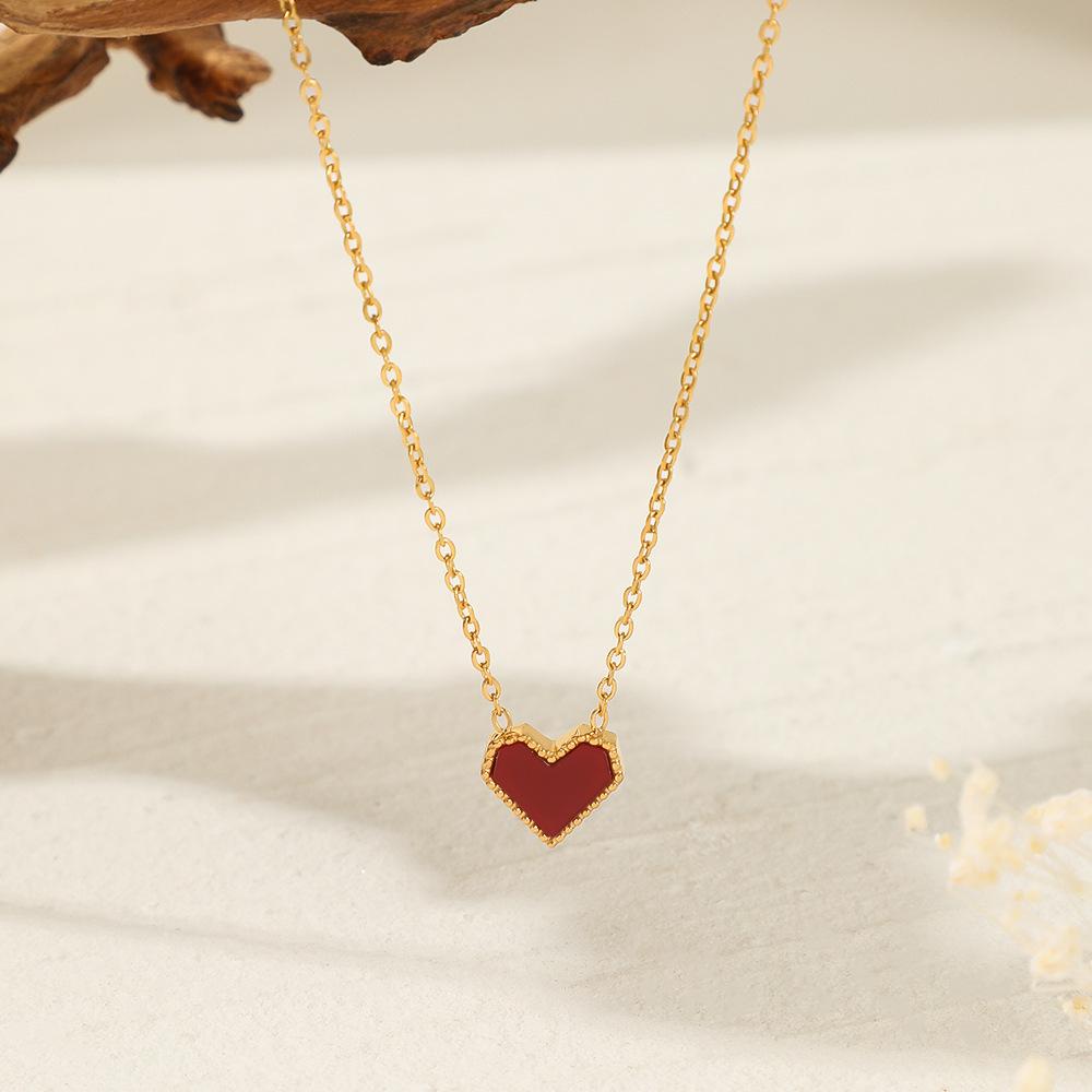 French Vintage Red Heart Pendant Necklace Adjustable Chain Women Electroplated Jewelry Light Luxury Gift