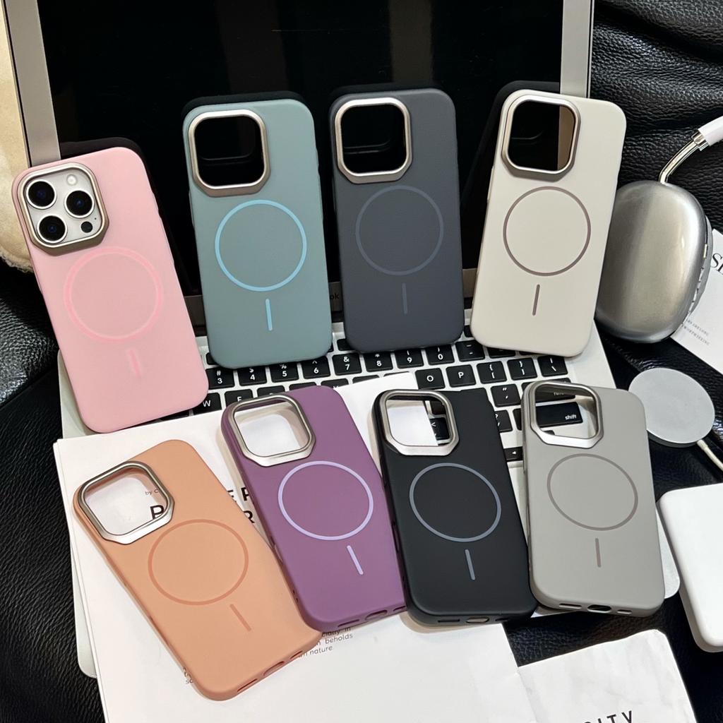 Solid color simple matte hard case magnetic attraction suitable for iPhone16Pro max mobile phone case Apple 17 new 14/15